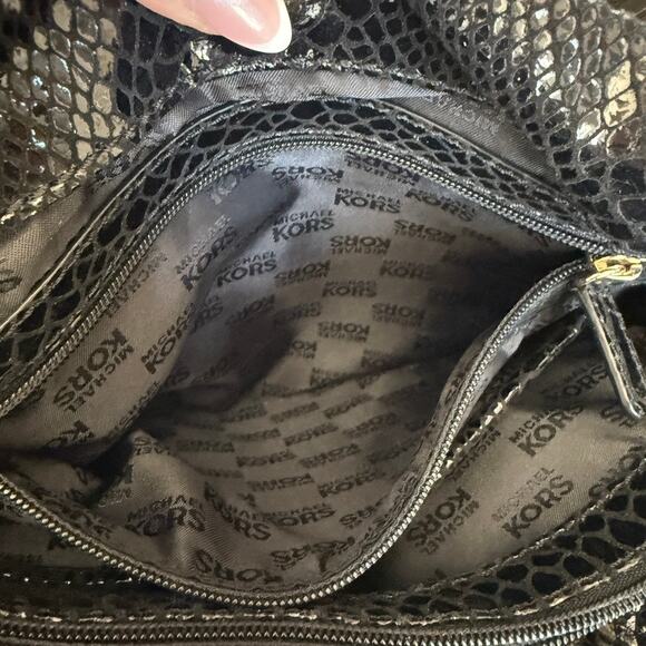 MICHAEL Michael Kors Snakeskin Patent Leather Shoulder Bag Black Gold Chain Glam - Picture 6 of 14